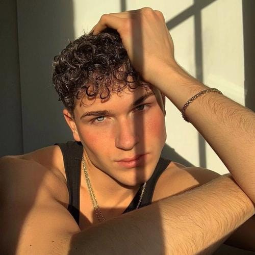 عاصف زرداری avatar